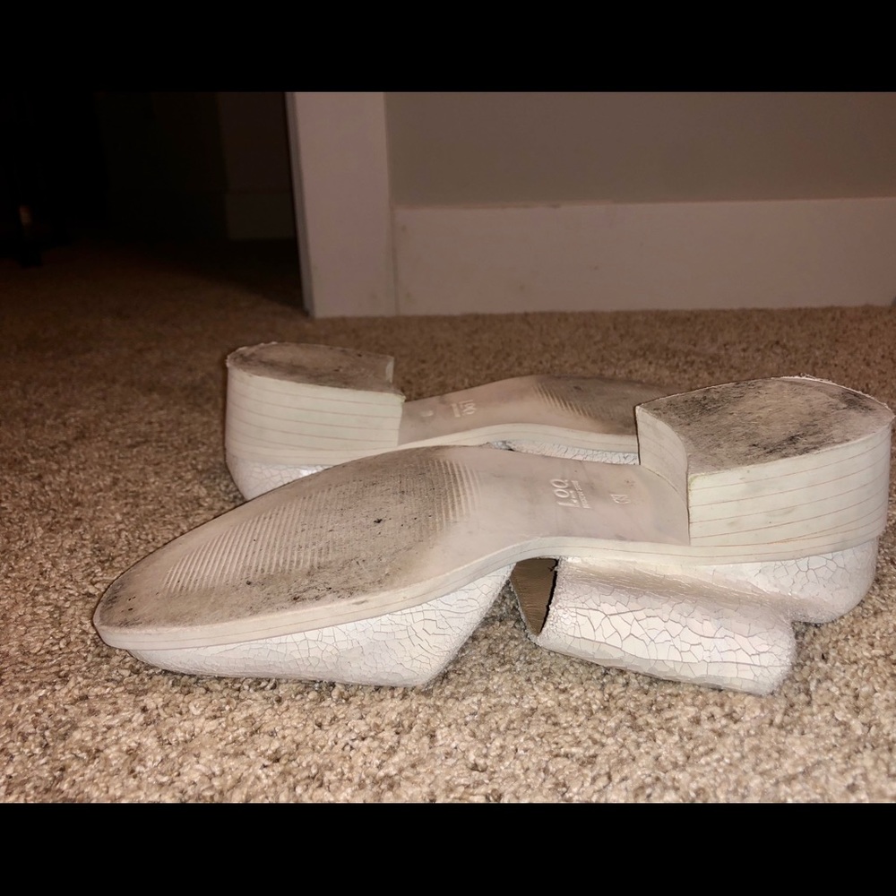LOQ Leather Mules - Picture 7 of 7